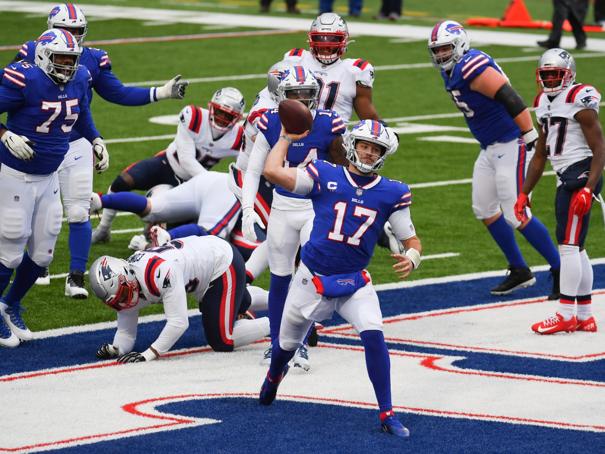 NEW ENGLAND PATRIOTS @ BUFFALO BILLS 